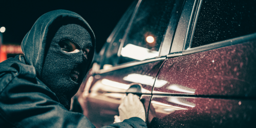 Stealing a car without a reliable gps tracker